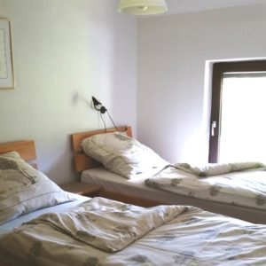 Schlafzimmer 2